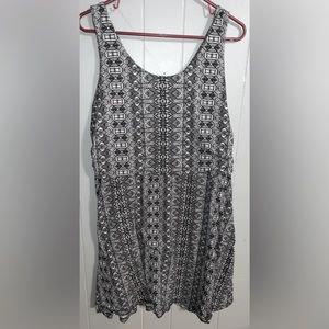 Faded Glory Black White Sleeveless Tank Strap Midi Dress